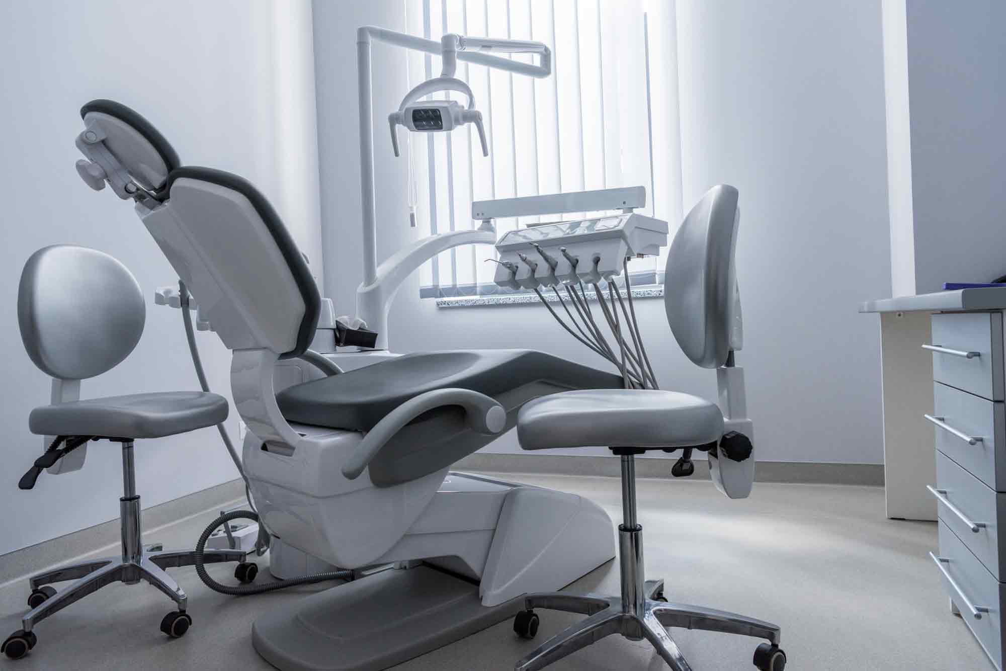 limpieza en clínicas dentales