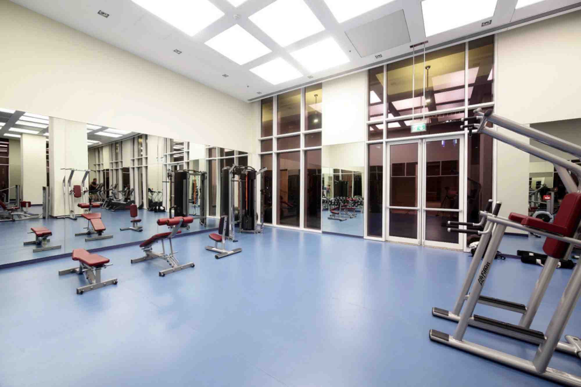 Claves para la limpieza en centros deportivos y de yoga