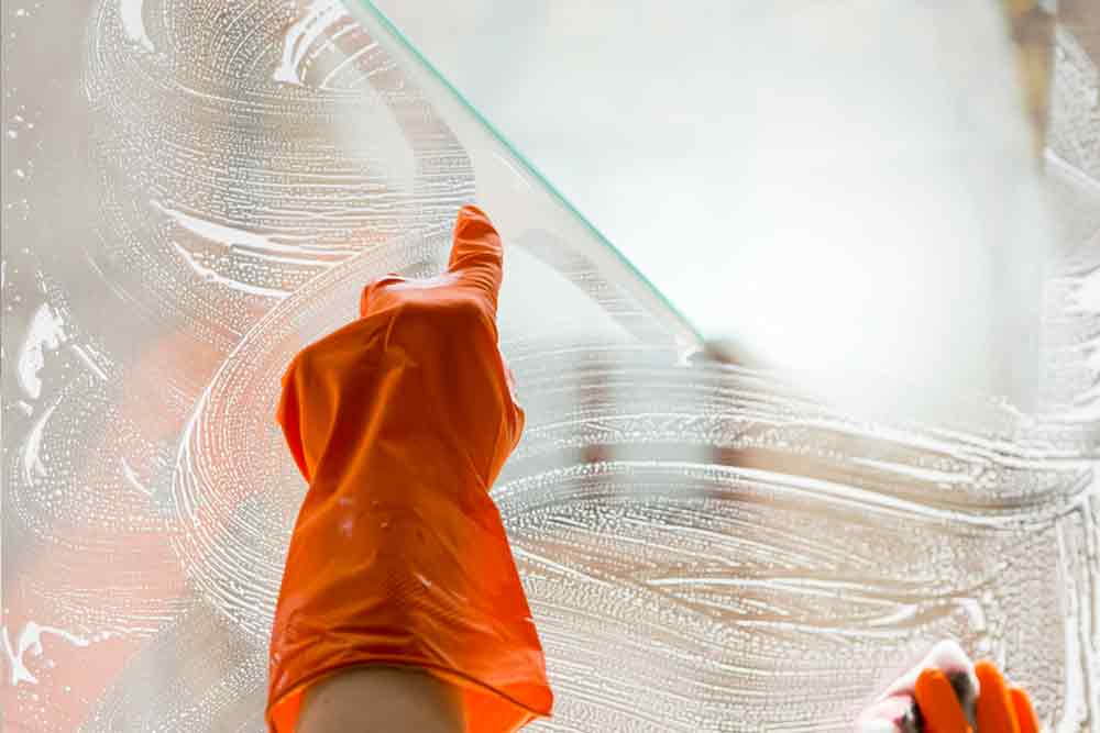 limpieza profesional de cristales