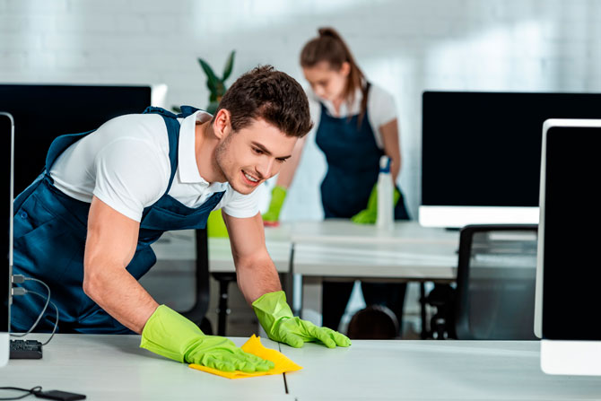 Limpieza de oficinas y despachos en Barcelona